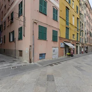 Joivy Warm Family Flat For 9, Near Porto Antico Appartamento